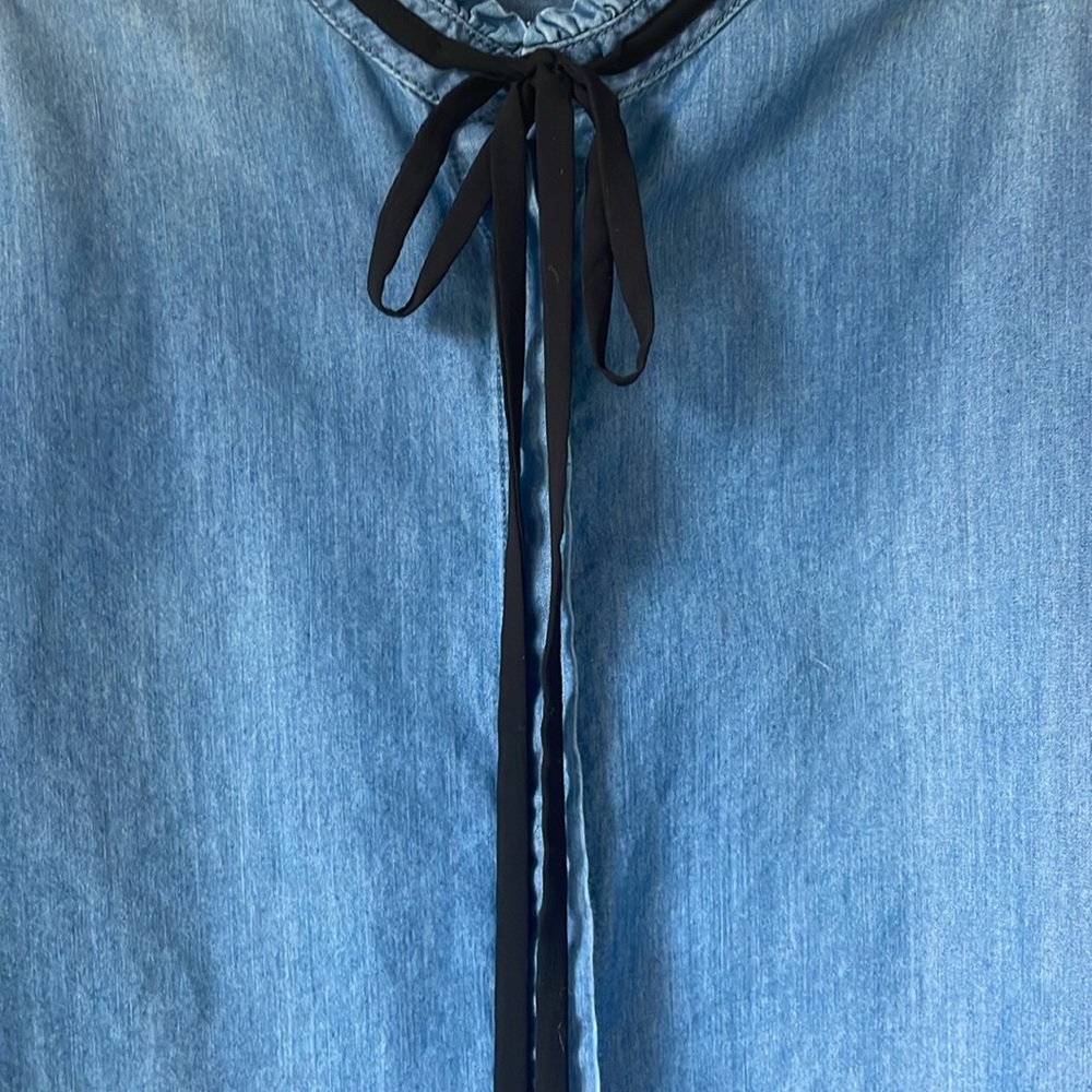 Kensie Jeans denim top with black tie around neck sizeL - Picture 3 of 10